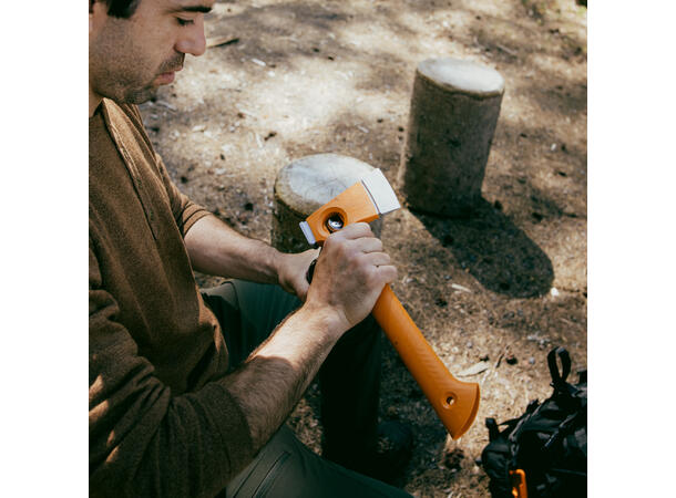 Fiskars X13 turøks Ultralett turøks fra Fiskars 